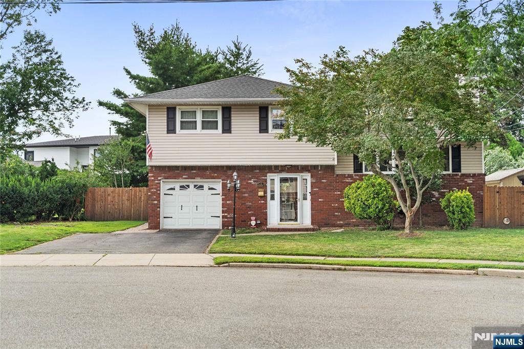 1 Hazley Court Property Photo 1
