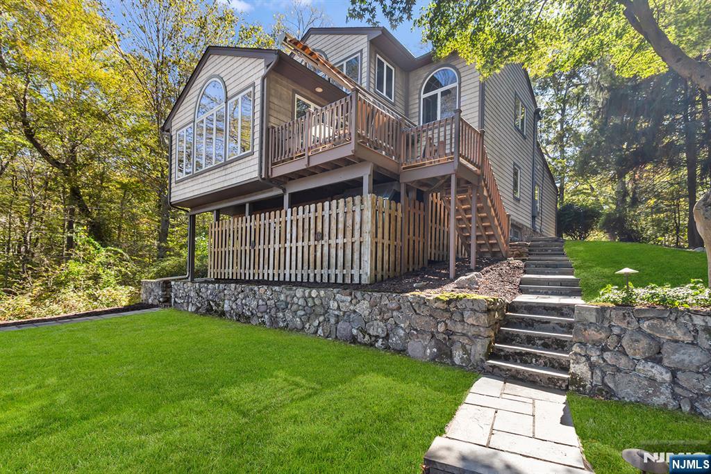 70 Harrison Lane Property Photo 45