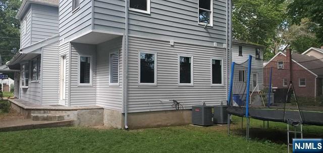 96 Columbus Drive Property Photo 2