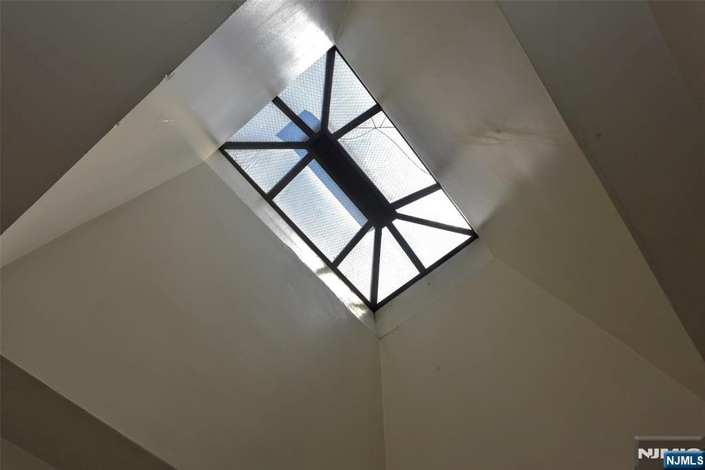 557 Hudson Avenue Property Photo 12