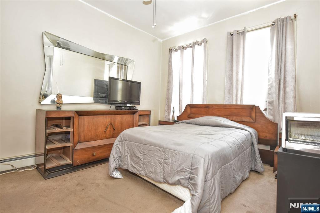 557 Hudson Avenue Property Photo 13