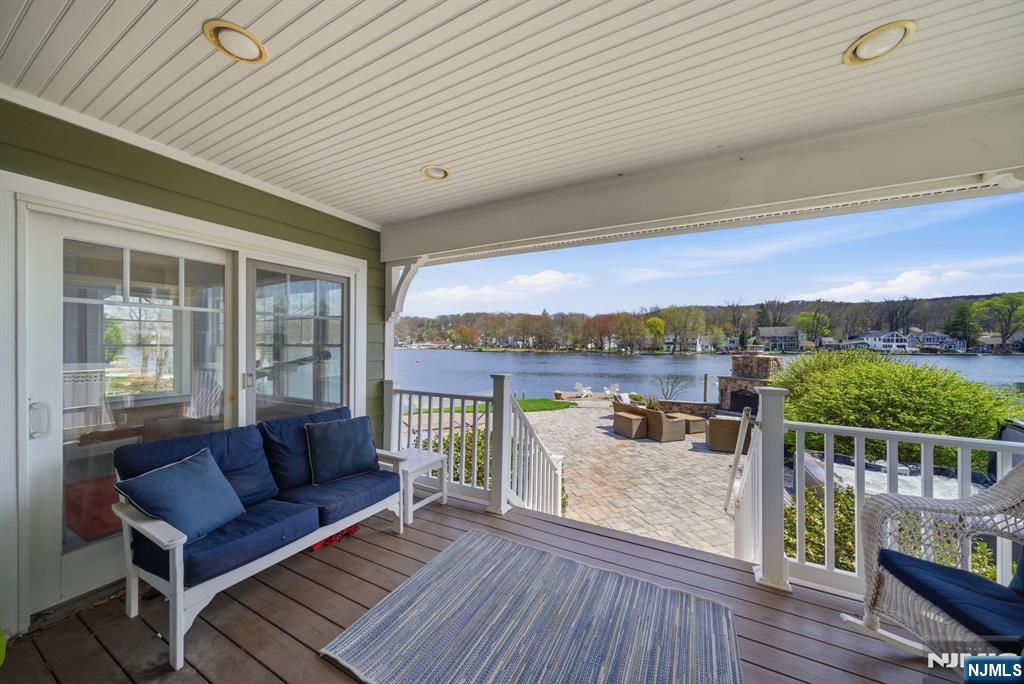 84 W Shore Road Property Photo 39