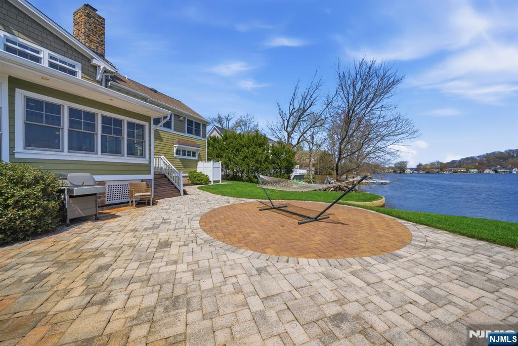 84 W Shore Road Property Photo 43