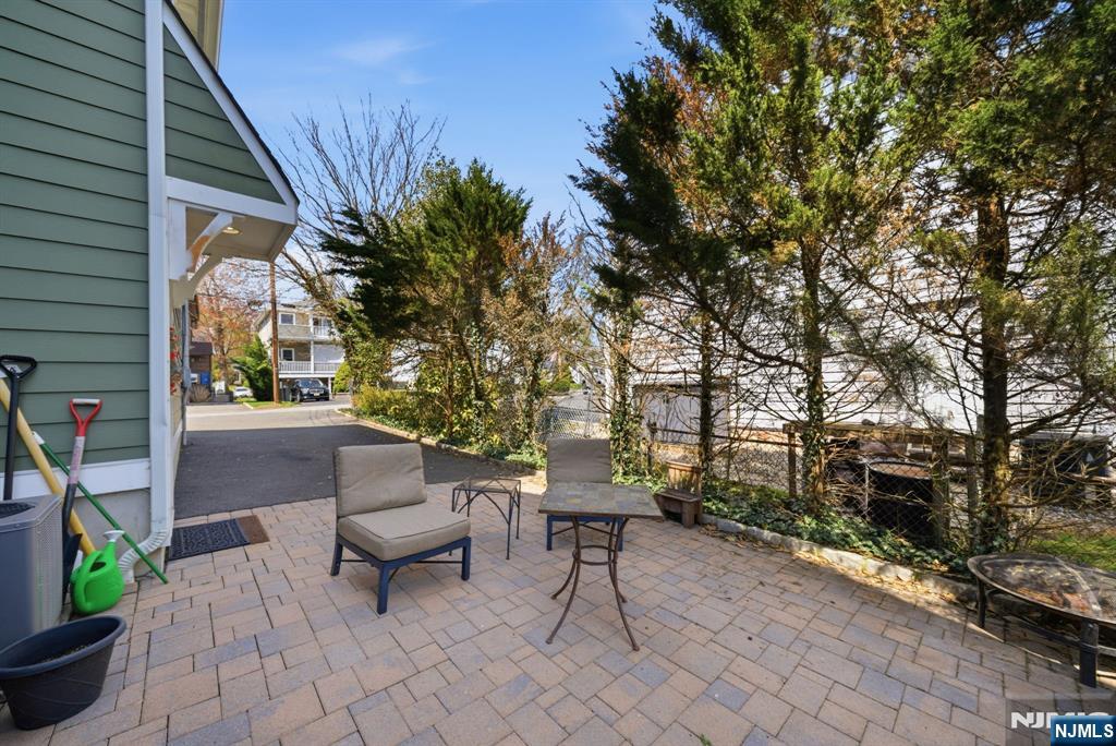 84 W Shore Road Property Photo 48