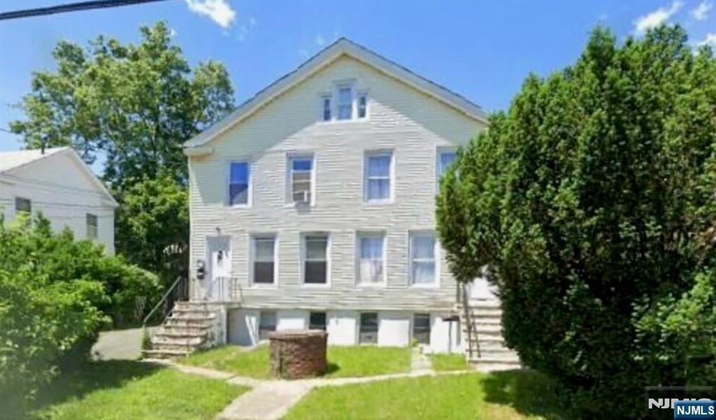 124-126 Spruce Street Property Photo 1