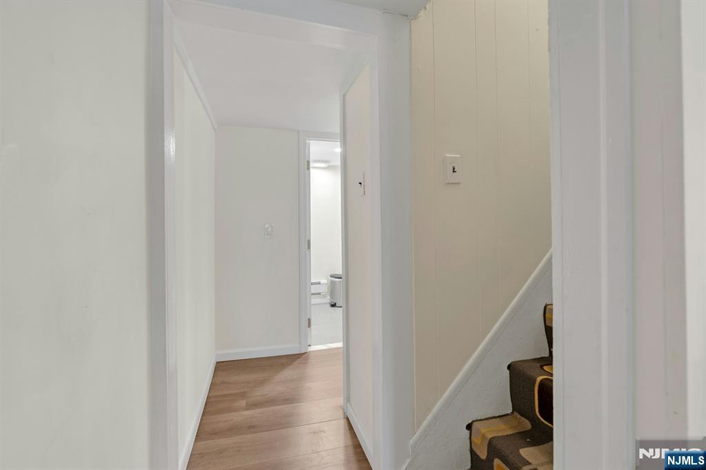 331 1/2 Forest Street Property Photo 14