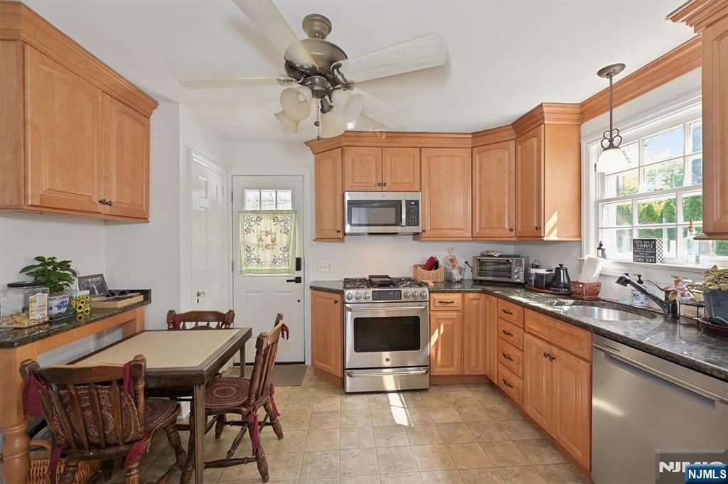 2 Newark Avenue Property Photo 4