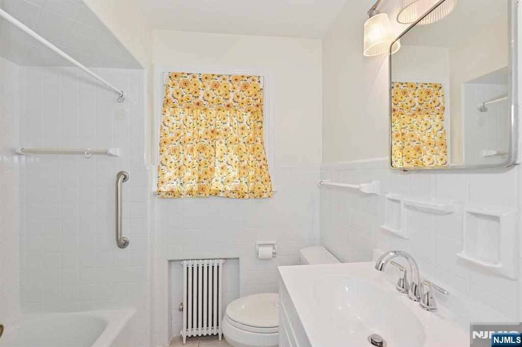 2 Newark Avenue Property Photo 13