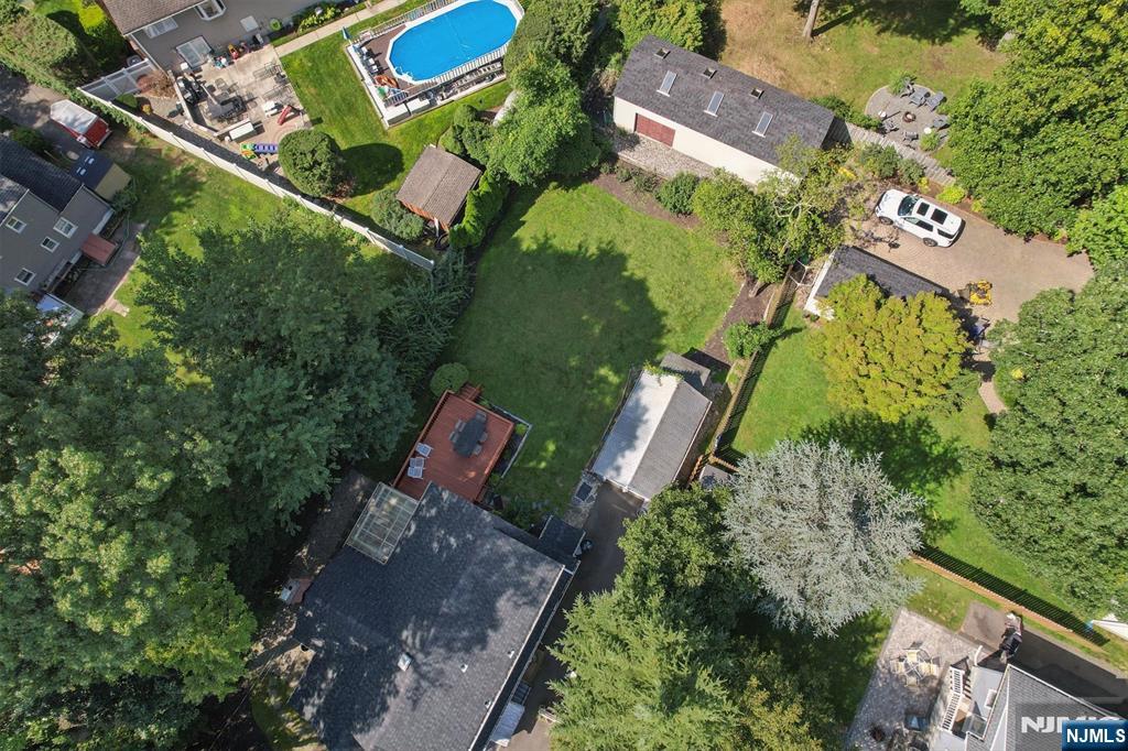 2 Newark Avenue Property Photo 35