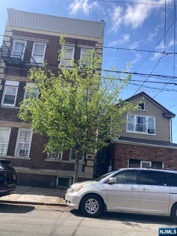 131-133 Delancy Street Property Photo 2