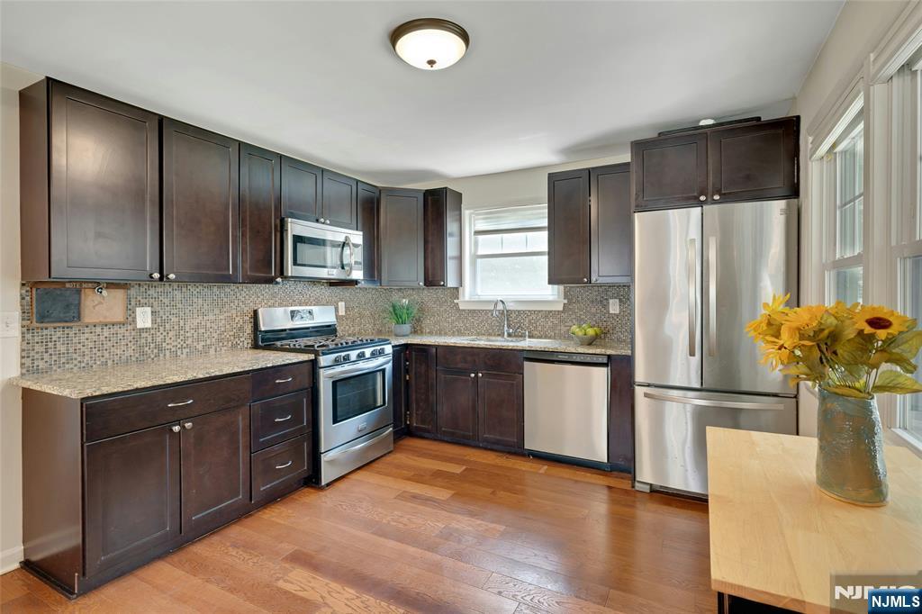 20 Florence Place Property Photo 8