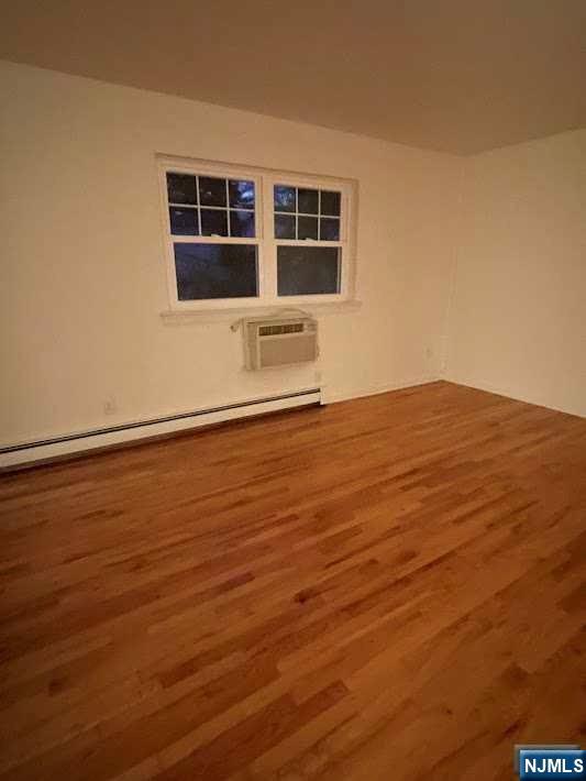 636 Godwin Avenue 5a Property Photo 6