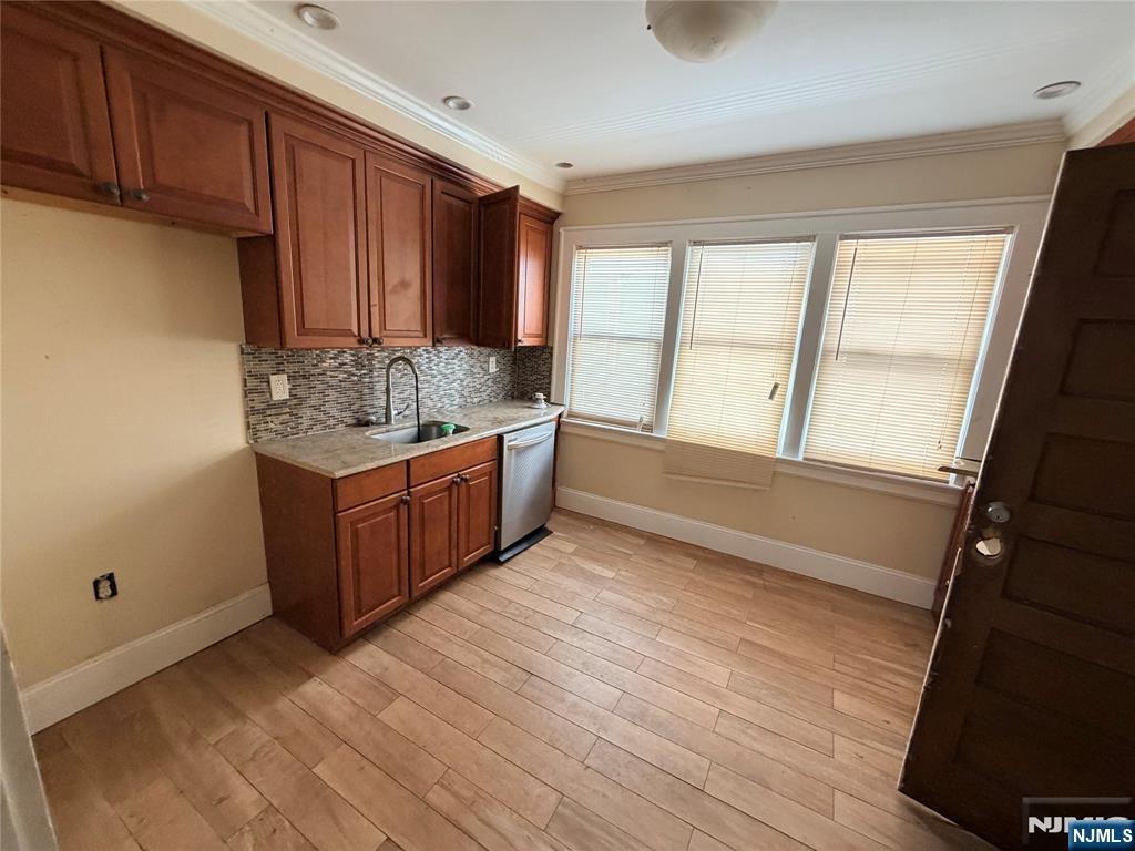 126 Chestnut Street Property Photo 7