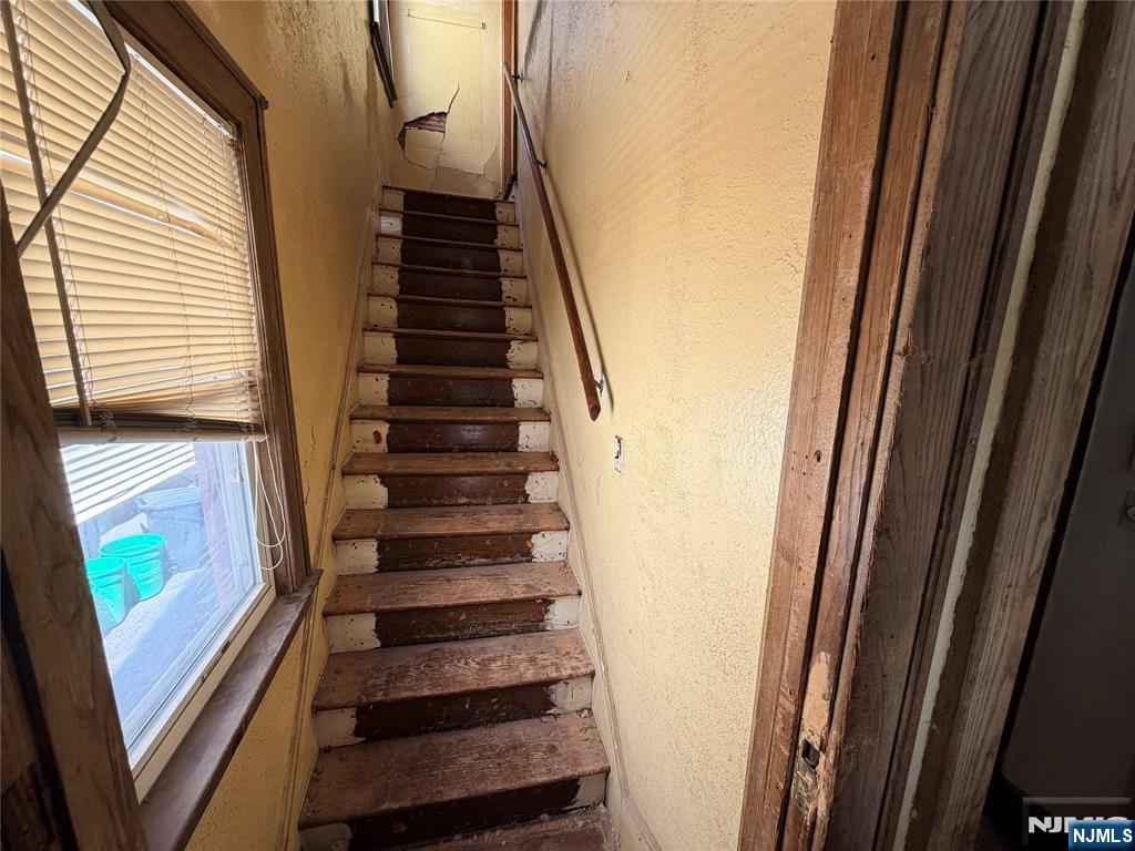 126 Chestnut Street Property Photo 14