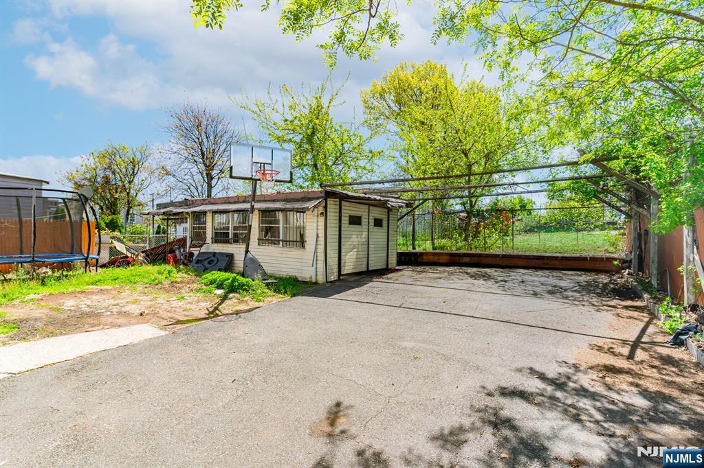 420 Mechanic Street Property Photo 18