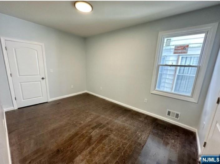 105 7th Street Property Photo 10