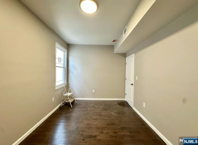 105 7th Street Property Photo 12