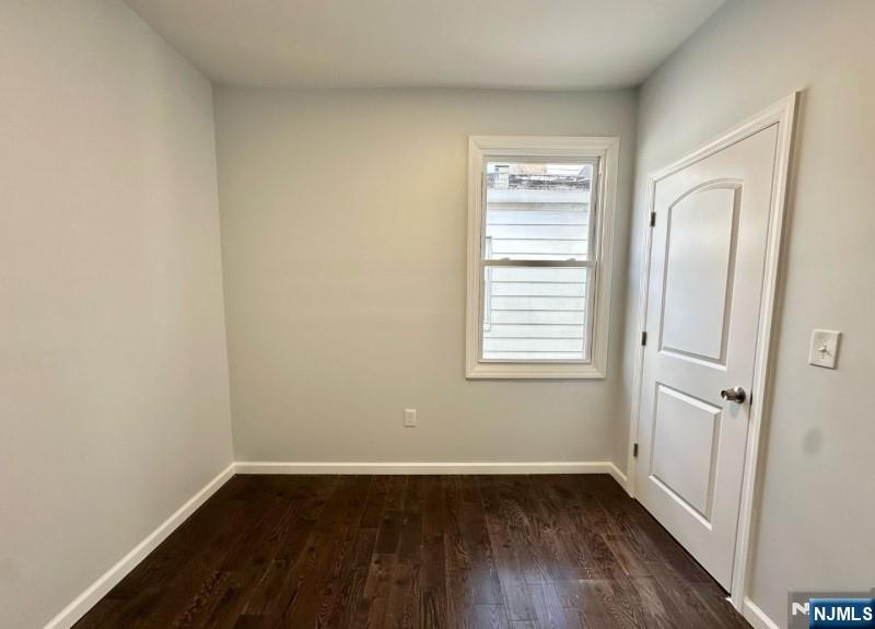 105 7th Street Property Photo 14