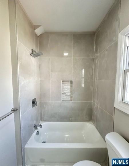 105 7th Street Property Photo 24
