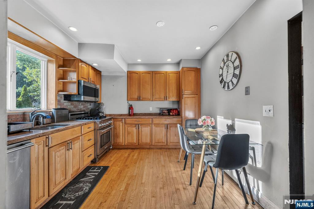 109 Park Street Property Photo 19