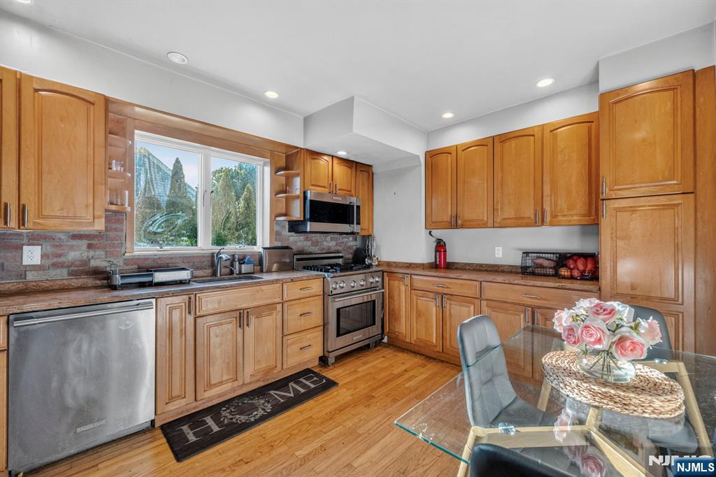 109 Park Street Property Photo 20