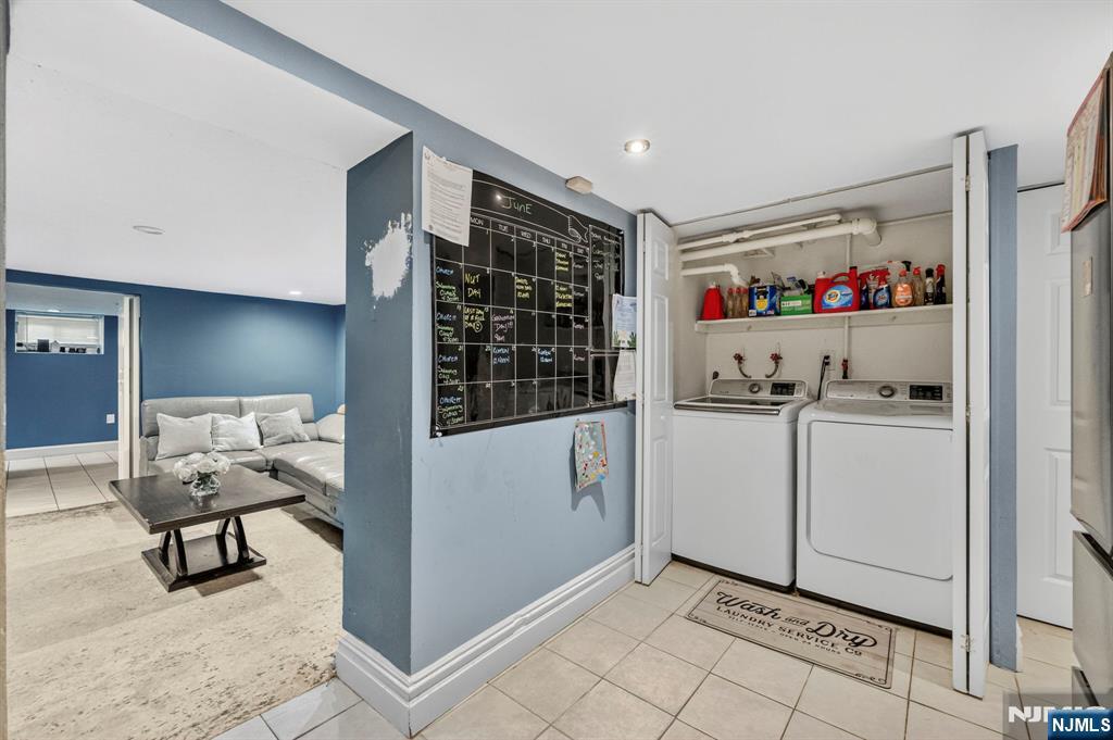 109 Park Street Property Photo 28