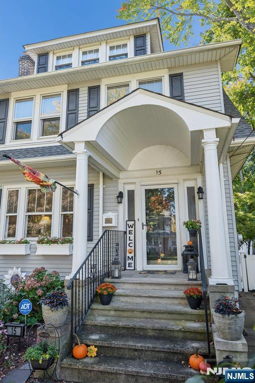 15 Fairview Avenue Property Photo 3
