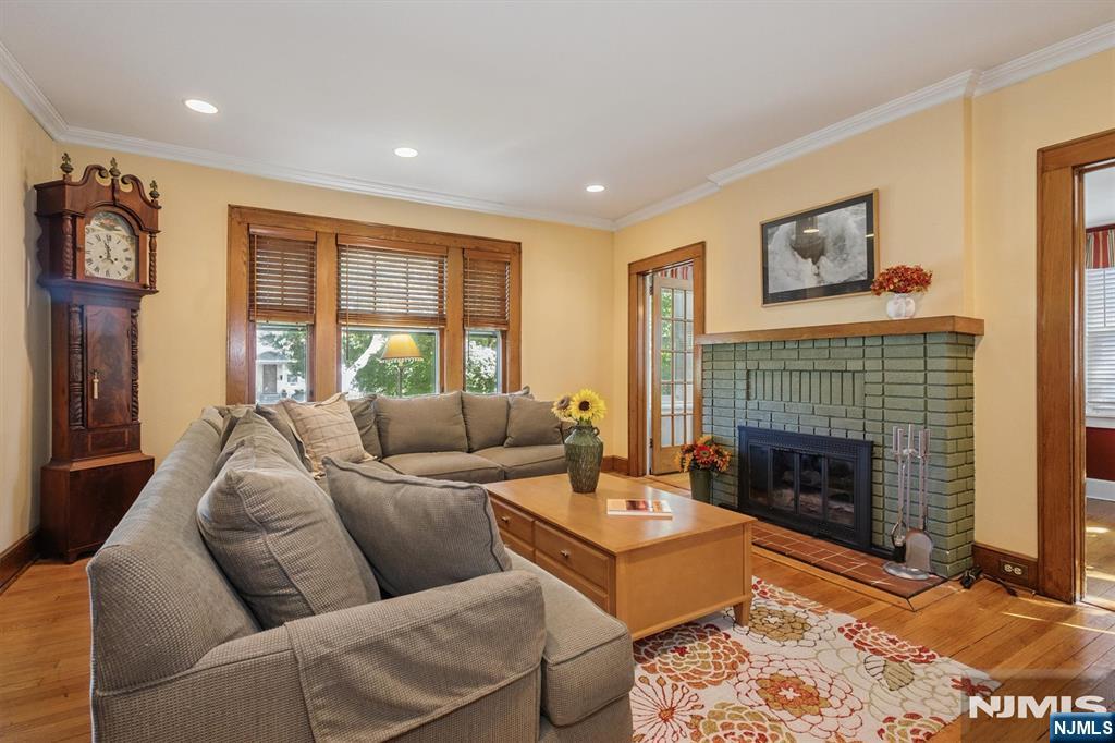 15 Fairview Avenue Property Photo 6