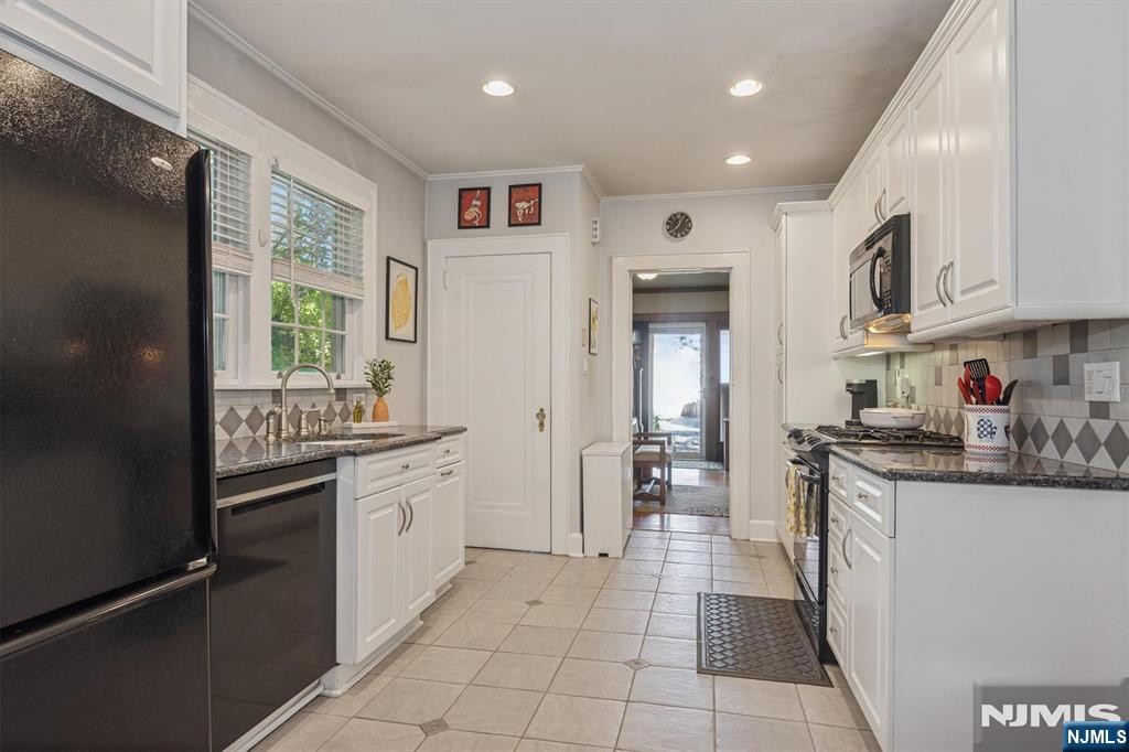 15 Fairview Avenue Property Photo 15