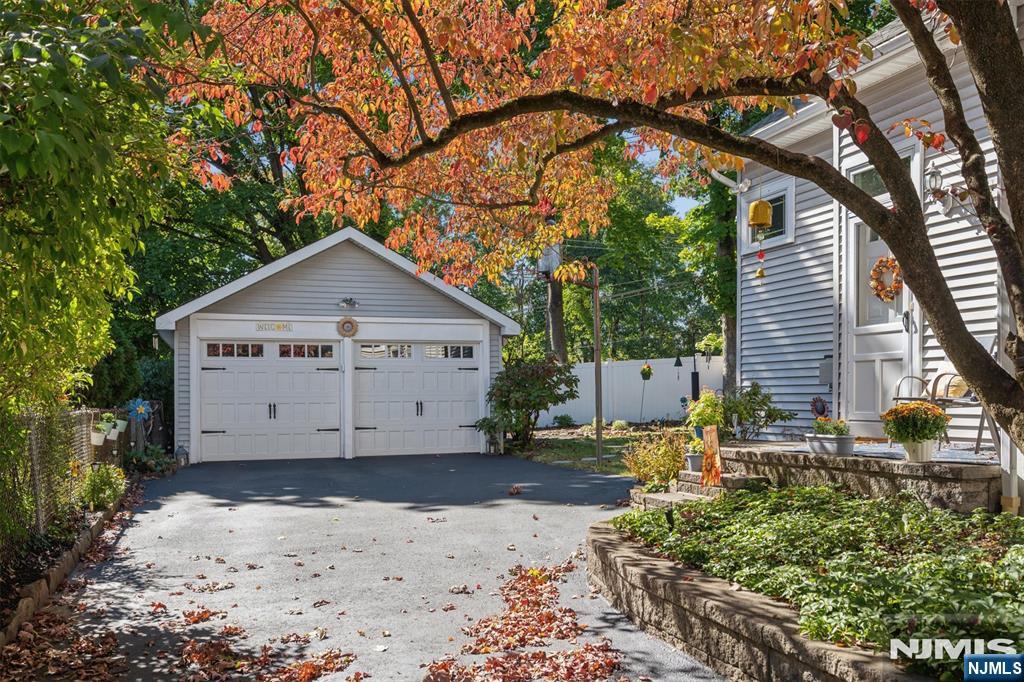 15 Fairview Avenue Property Photo 32