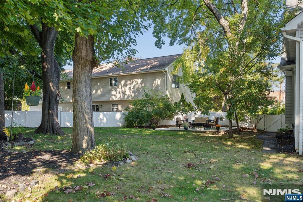 15 Fairview Avenue Property Photo 35