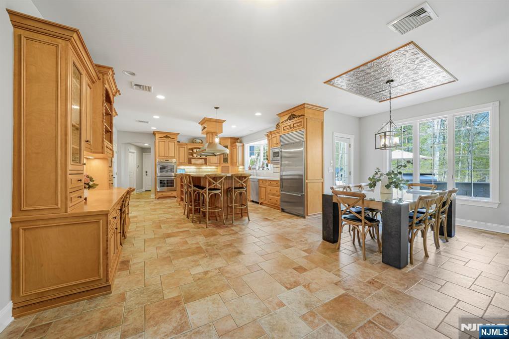 9 Pennbrook Court Property Photo 12