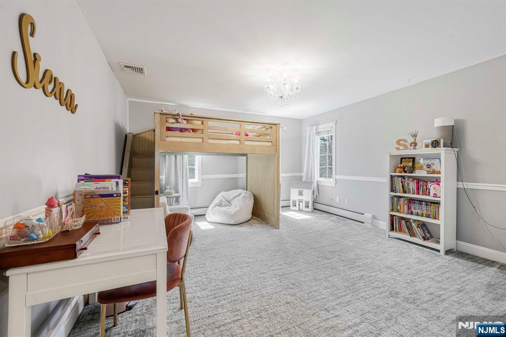 9 Pennbrook Court Property Photo 30