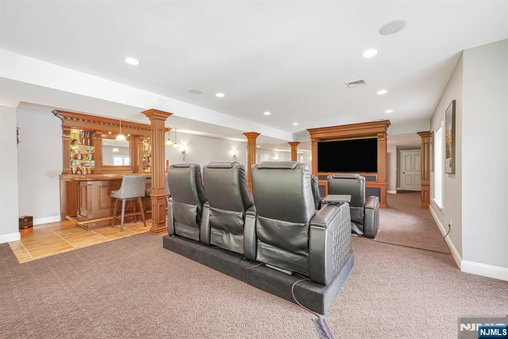 9 Pennbrook Court Property Photo 36