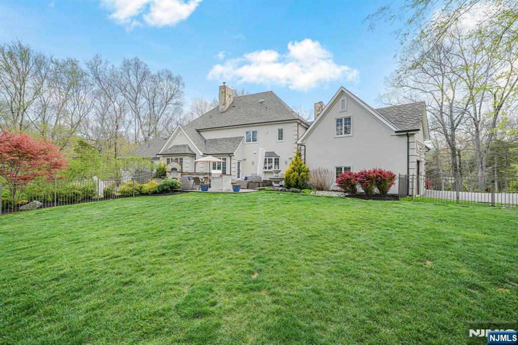 9 Pennbrook Court Property Photo 45