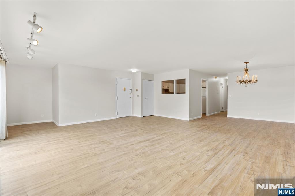 1150 River Road 4h Property Photo 5