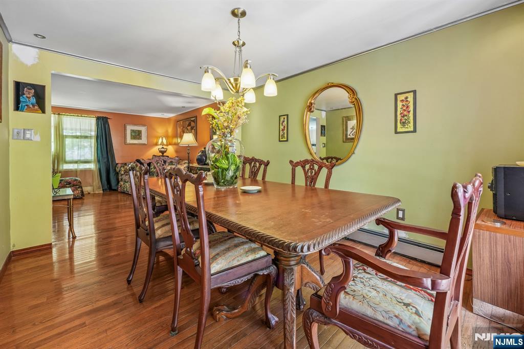 121 Wood Street Property Photo 7