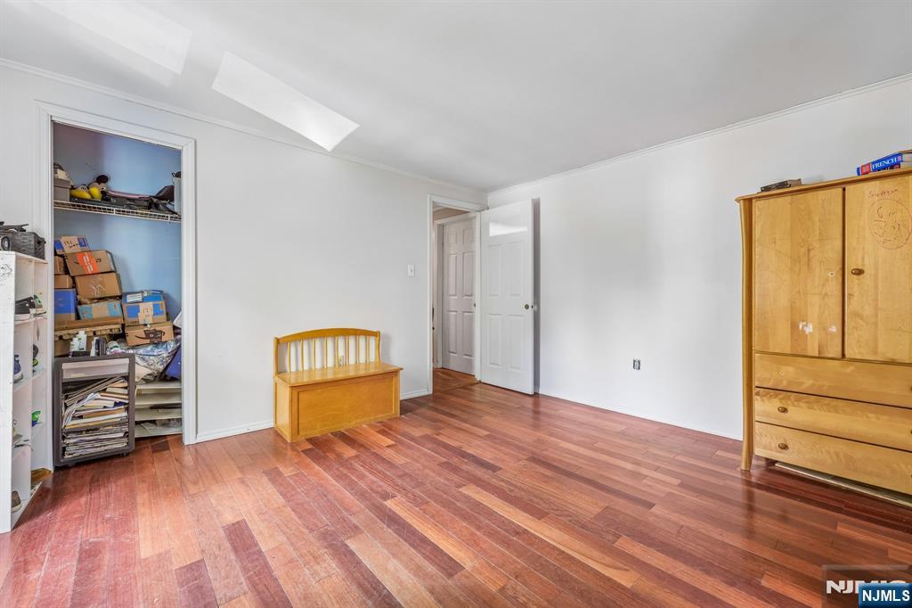 121 Wood Street Property Photo 12
