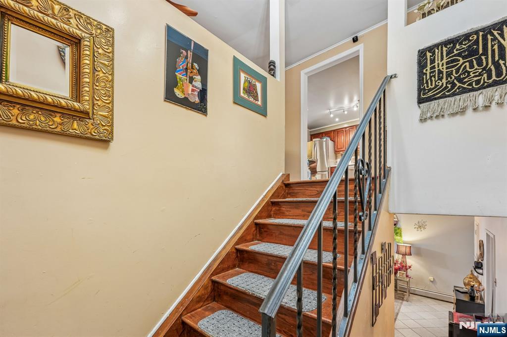 121 Wood Street Property Photo 14