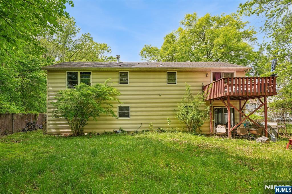 121 Wood Street Property Photo 19