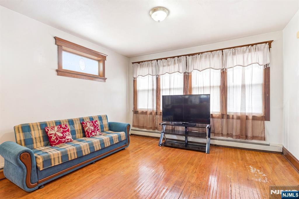 73-75 Knickerbocker Avenue Property Photo 13