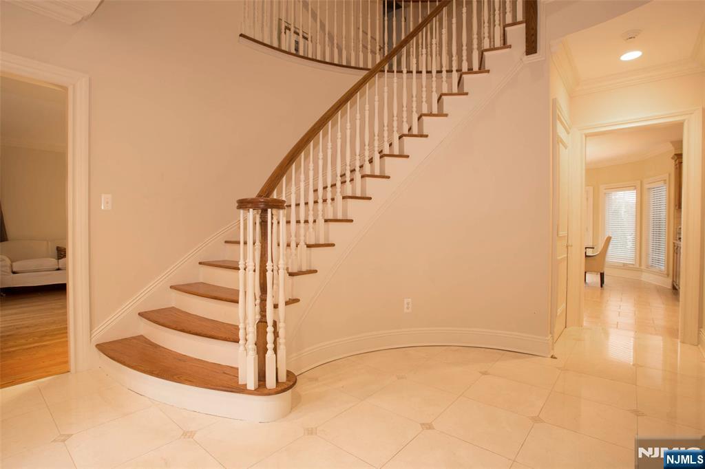 146 Palisade Avenue Property Photo 2