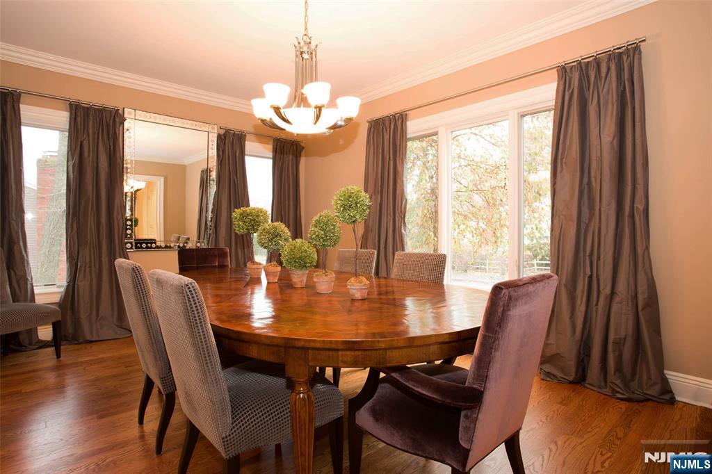 146 Palisade Avenue Property Photo 4