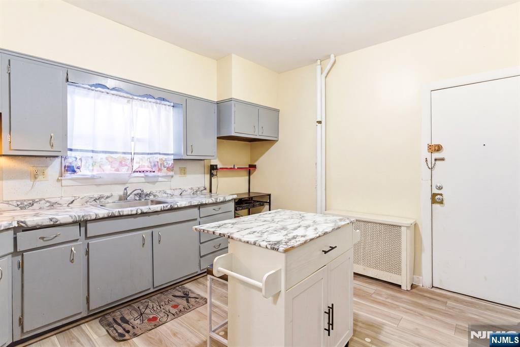 36-38 Kenmore Avenue Property Photo 14