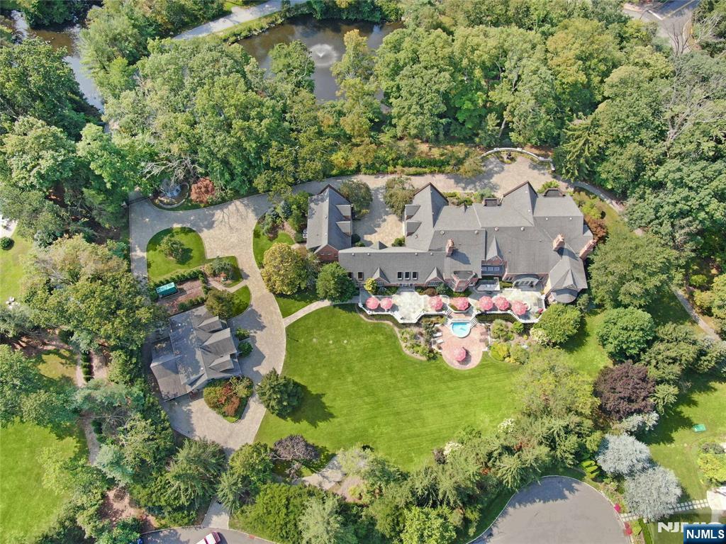 1055 High Mountain Road Property Photo 1