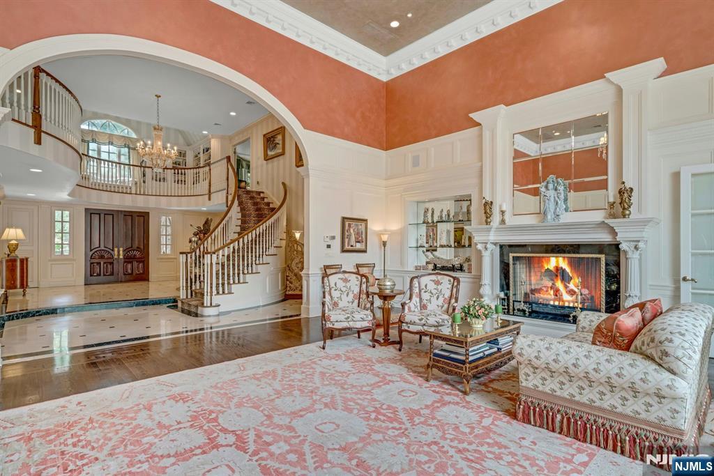 1055 High Mountain Road Property Photo 8