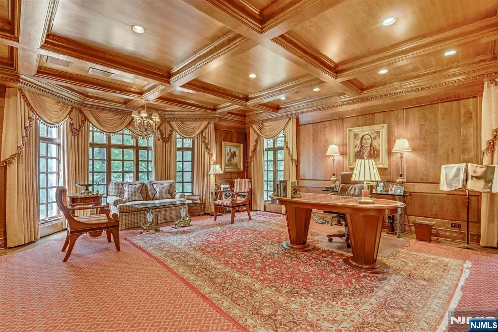 1055 High Mountain Road Property Photo 9