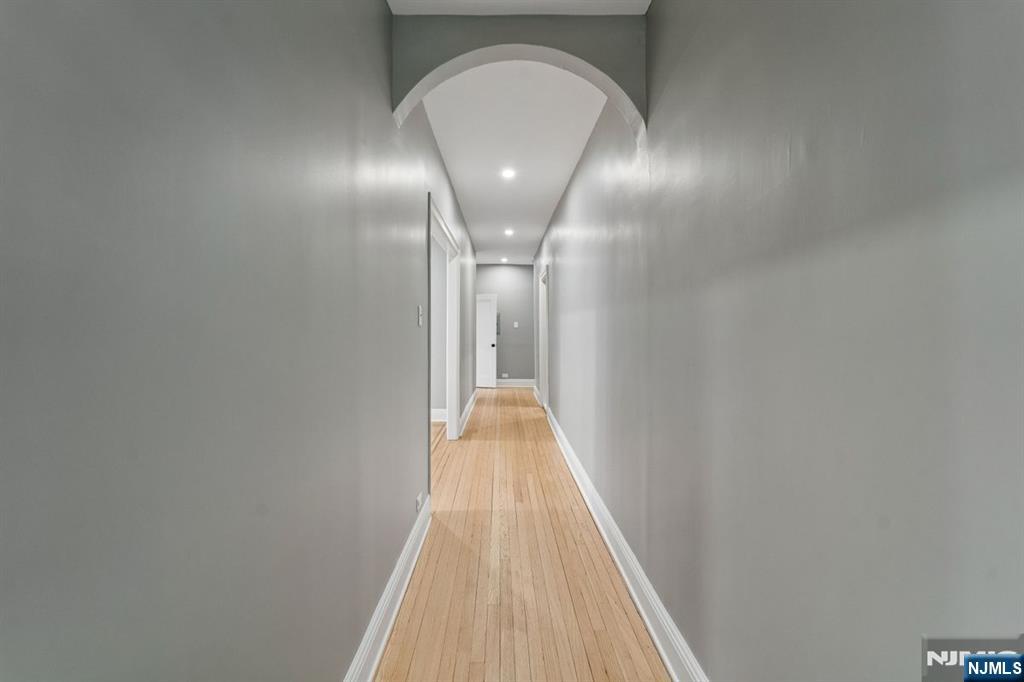 131 Kensington Avenue D5 Property Photo 9