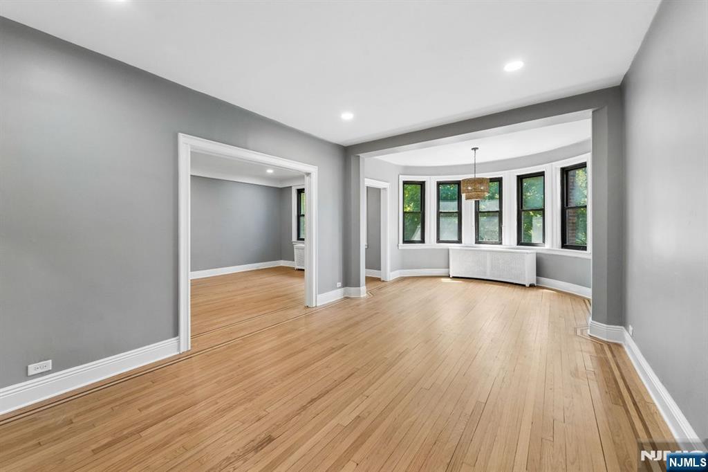 131 Kensington Avenue D5 Property Photo 13