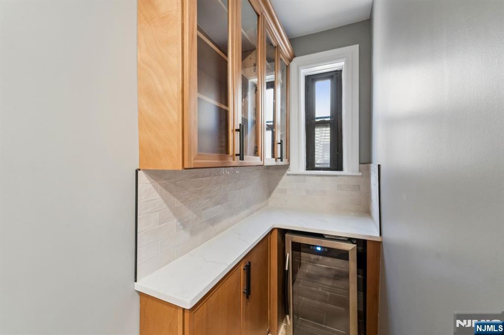 131 Kensington Avenue D5 Property Photo 18